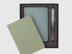 Safari Fountain Pen Gift Set